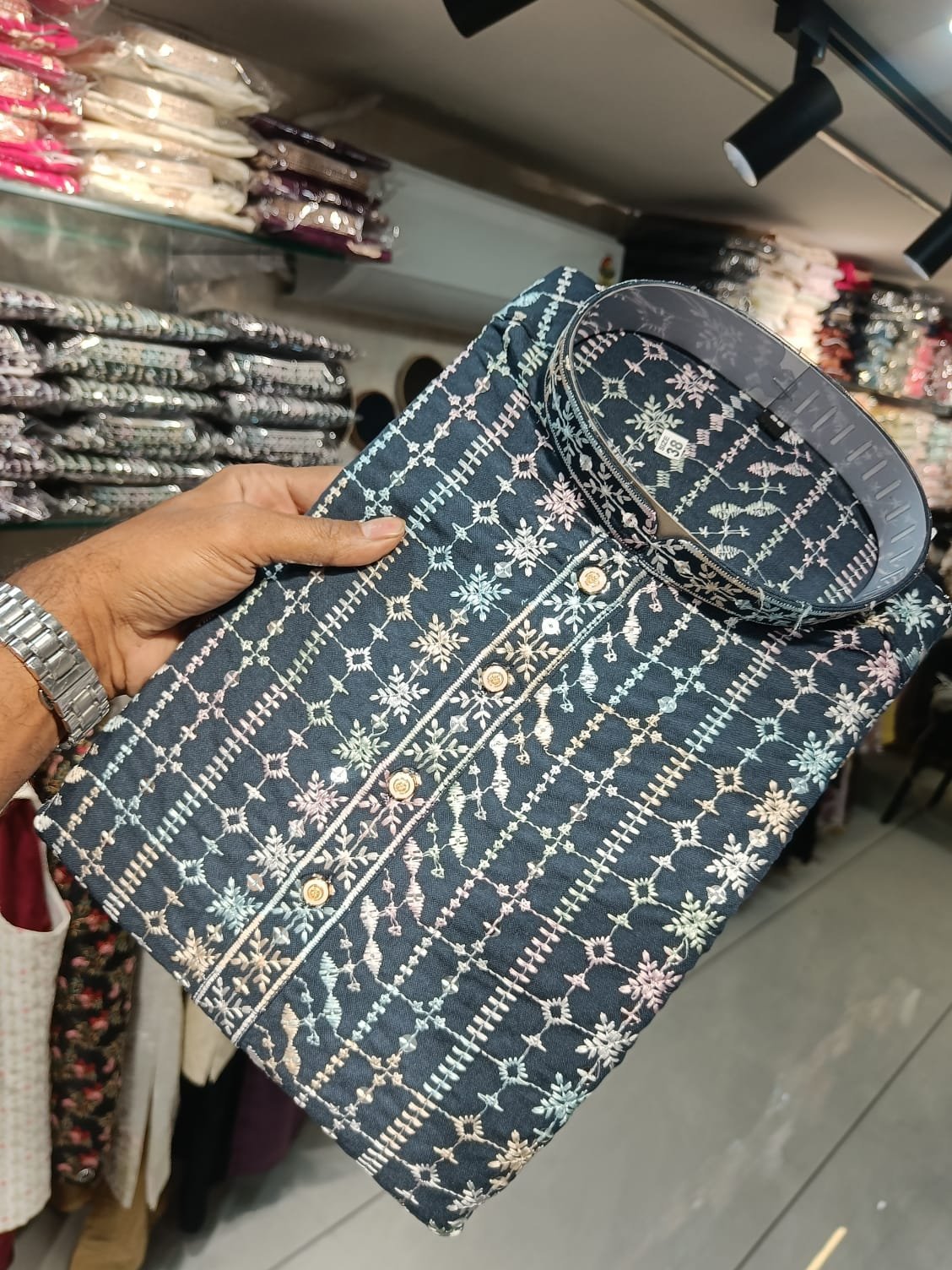 Starlight Embroidery Kurta - Image 3
