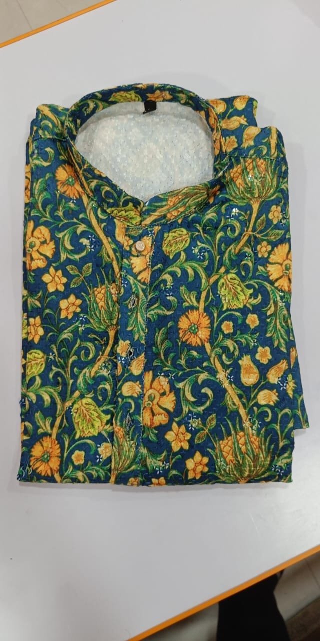 Green Sunflower Printed Kurta - Image 2