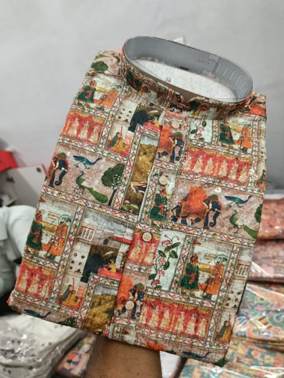 Mughal Design Printed Kurta - Image 2