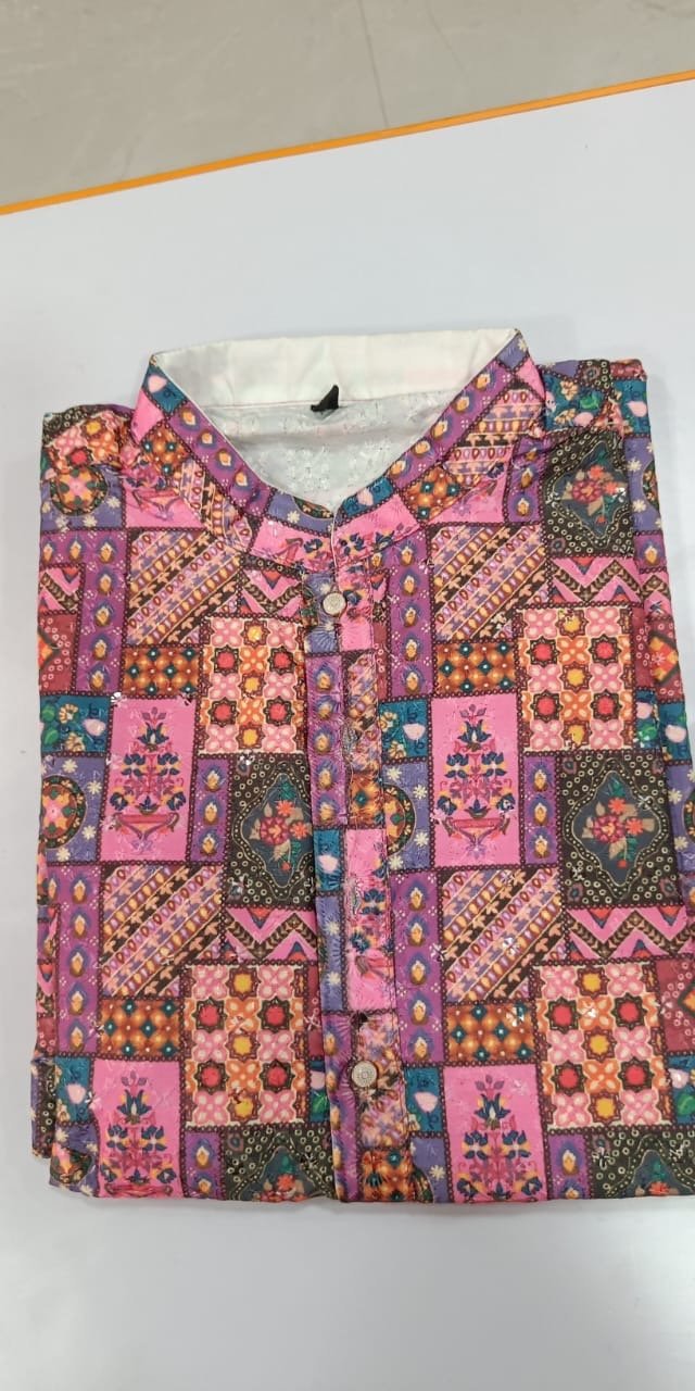 Pink Box Printed Kurta - Image 2