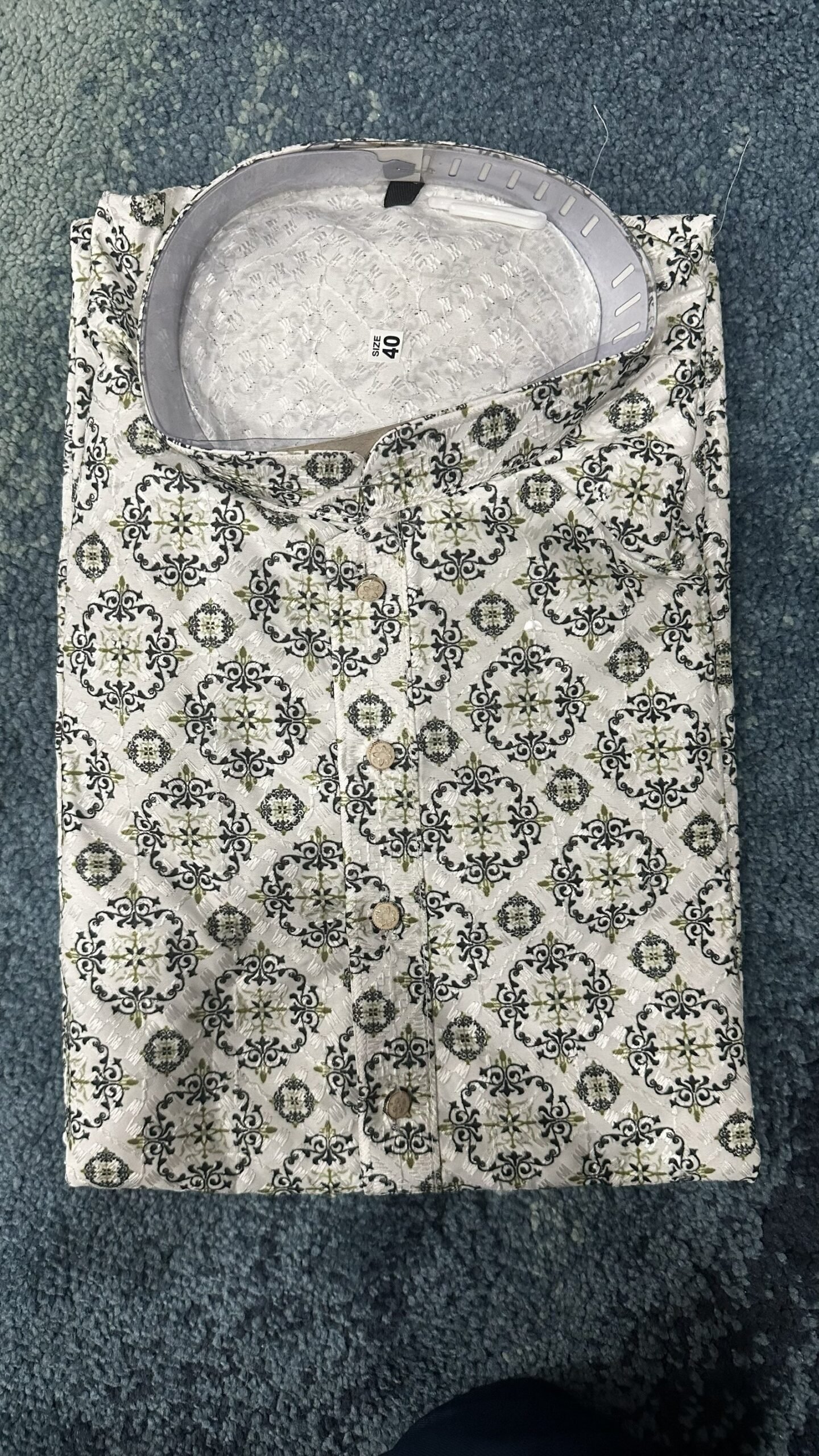 Small Mehandi Boxes Printed Kurta - Image 2